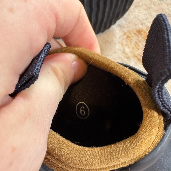 Merry People Bobbi Kids Rain Boot - Picture 8 of 8